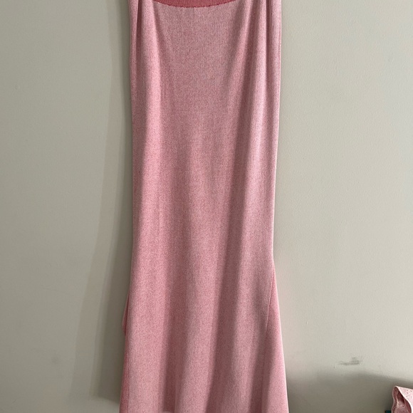 Stella McCartney Textured Ribbed Knit Midi Skirt - Picture 4 of 5